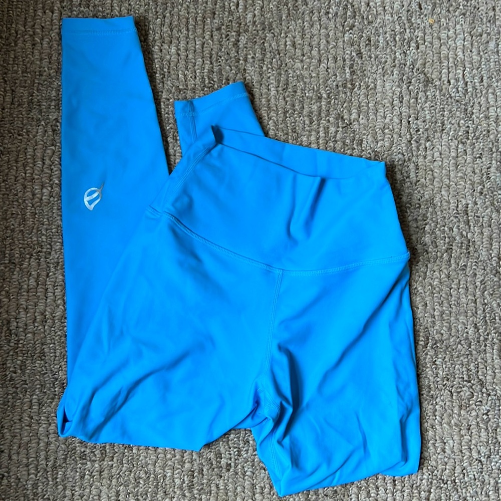 Ptula leggings, size small
